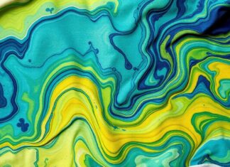 Kumaş Boyama: Sanatsal İfade ve Yöntemler Fabric Dyeing: Artistic Expression and Techniques