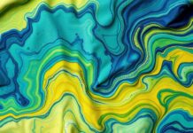 Kumaş Boyama: Sanatsal İfade ve Yöntemler Fabric Dyeing: Artistic Expression and Techniques