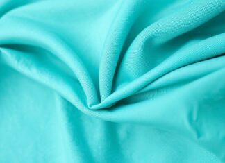 Kumaşlar ve Moda Dünyası: Birbirleriyle Nasıl Eşleşir? Fabrics and the Fashion World: How Do They Complement Each Other?